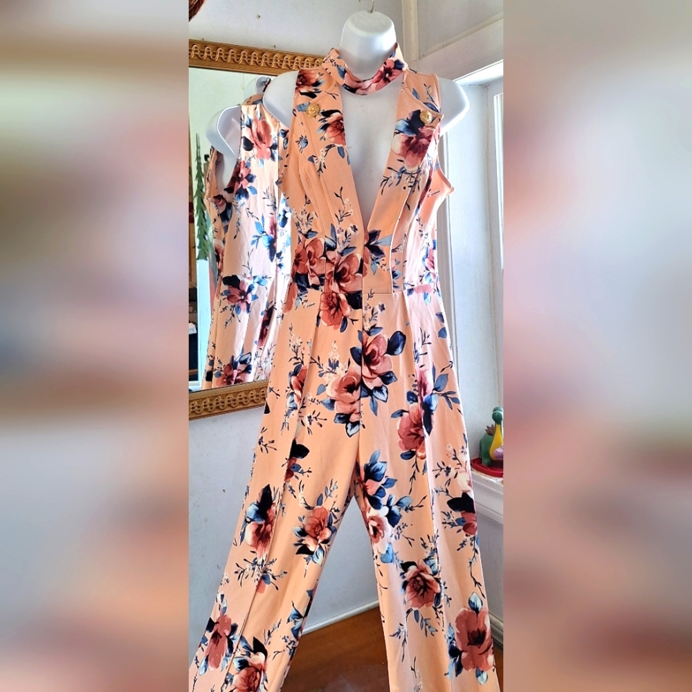 Valentine pantsuit size LG